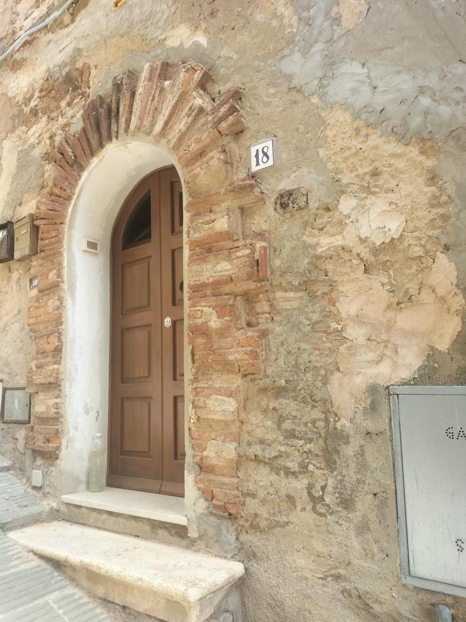 Al Tuffatore Etrusco Campiglia Marittima Esterno foto